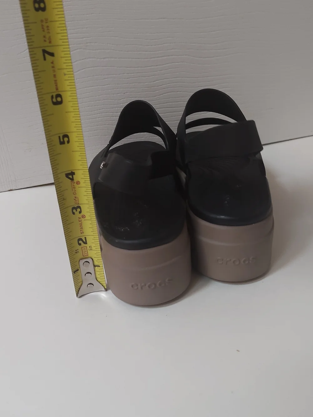 Crocs Women’s Size 9 Brooklyn Law Wedge Sandals Black Mushroom Ankle Strap